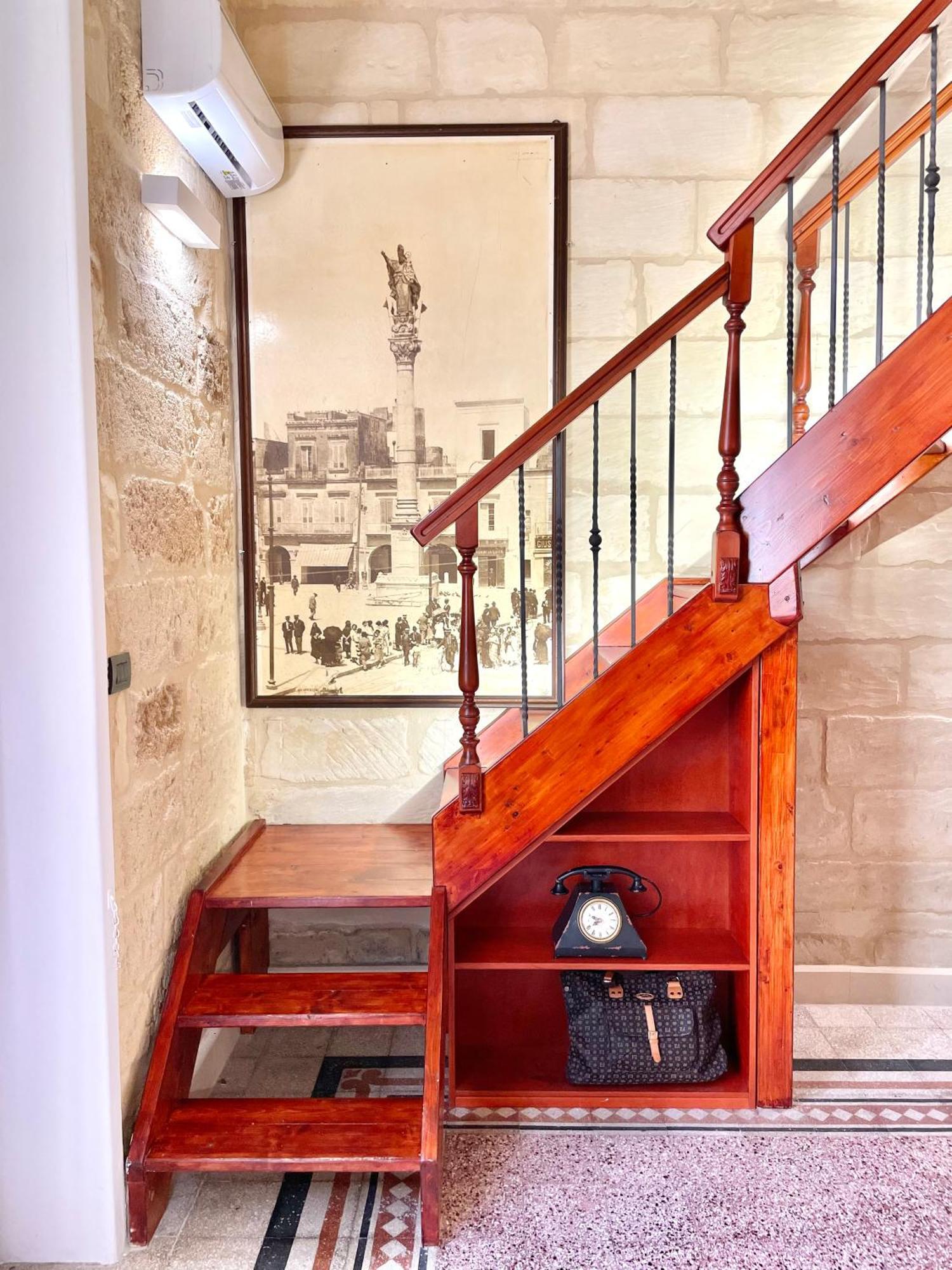 Vohis Luxury House - Fast Wi-fi & Easy Parking