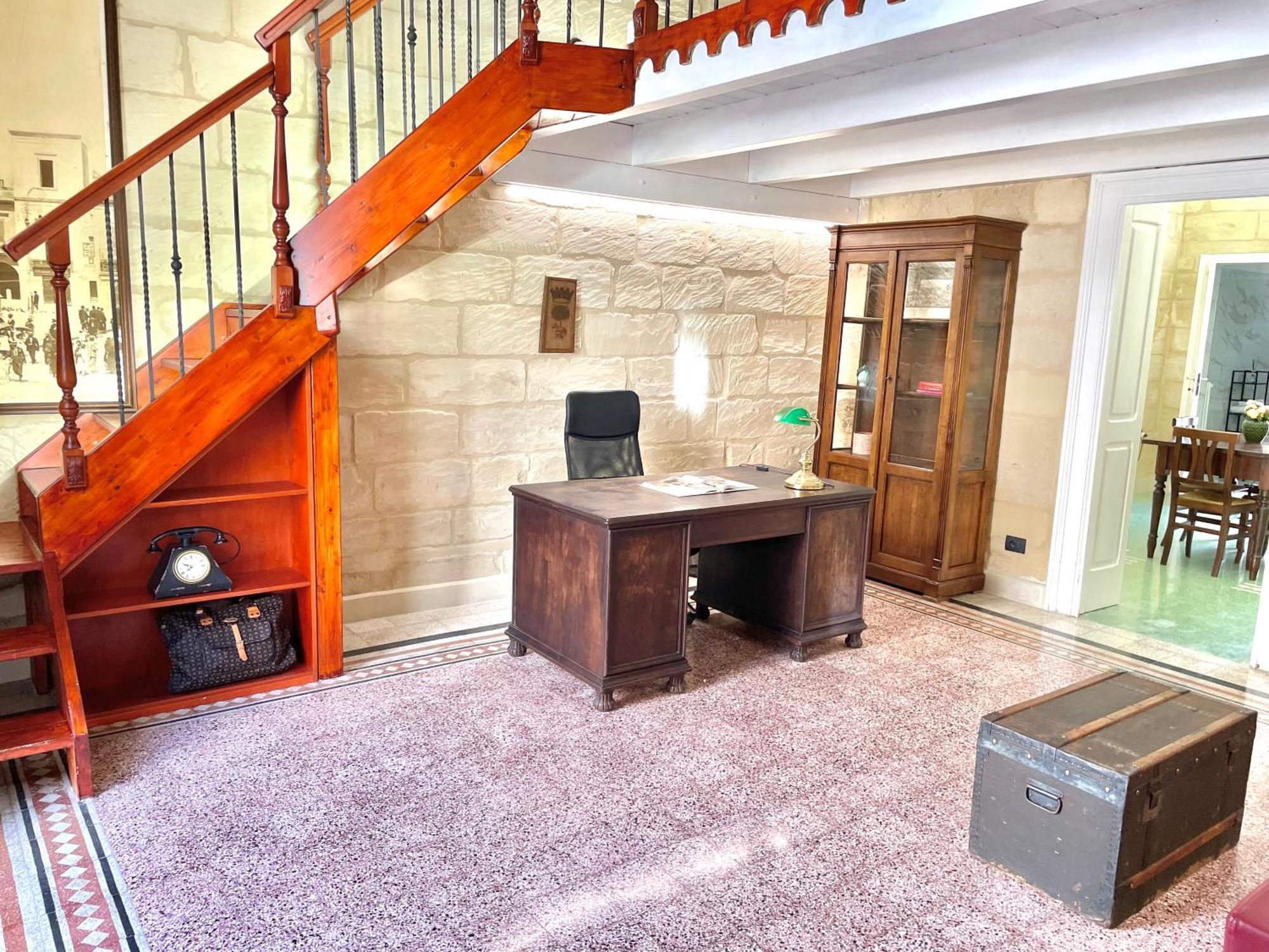 Vohis Luxury House - Fast Wi-fi & Easy Parking